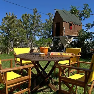 Diamant's Place With Treehouse Garden Appartement Kounoupidhianá